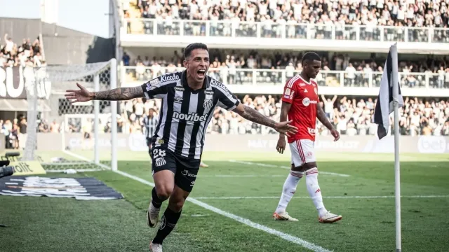 Christian Oliva changed his role at Santos, adapted to the Brasileirao