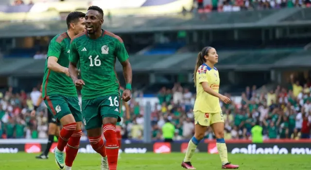 Quiñones gana la goleo árabe y suena para el Balón de Oro