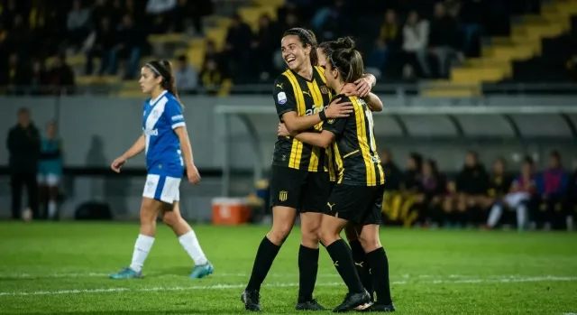 Peñarol thrashes Juventud 17-0, pulls away at the top