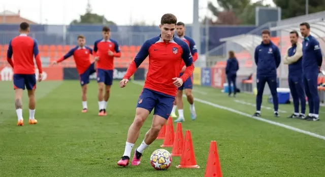 Atlético de Madrid: Julián Álvarez sin ser titular ante Liverpool