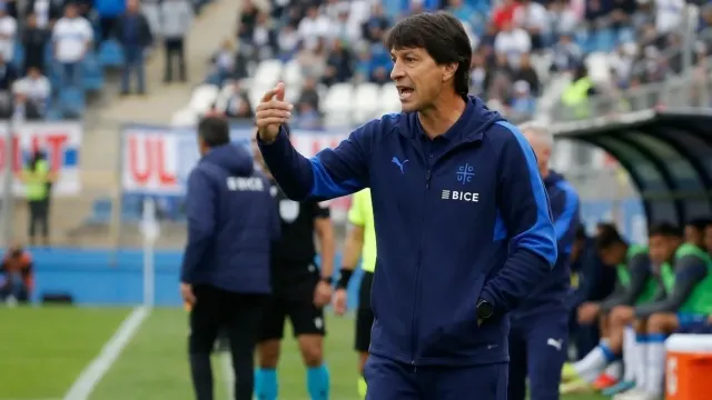 Universidad Catolica looks to close gap against Palestino