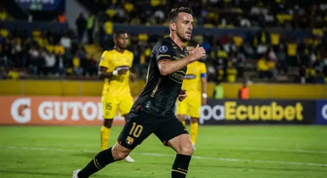 Díaz explains why he missed Barcelona's centennial