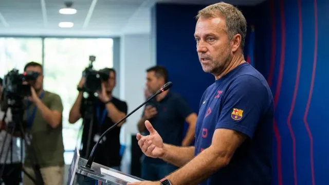 Barcelona cuenta goles de cinco en cinco y Flick alaba el equilibrio