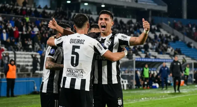 Benítez scores in 93rd, Wanderers draw with Nacional