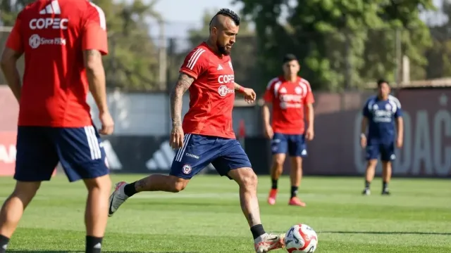 Villagra Back with La Roja After Three Years Away