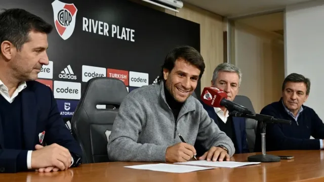 River: Ponzio signed as coach through 2027