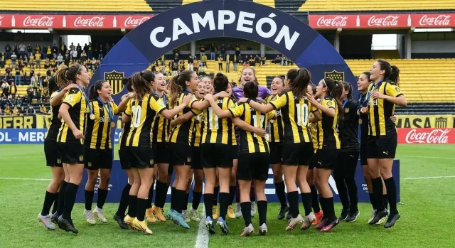Peñarol, unbeaten Clausura champion in Uruguay