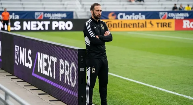 Crew 2 Fires Higuain Over Referee Incident