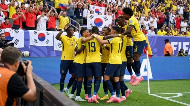 Gallardo's Ecuador debut vs. South Korea with 5 out