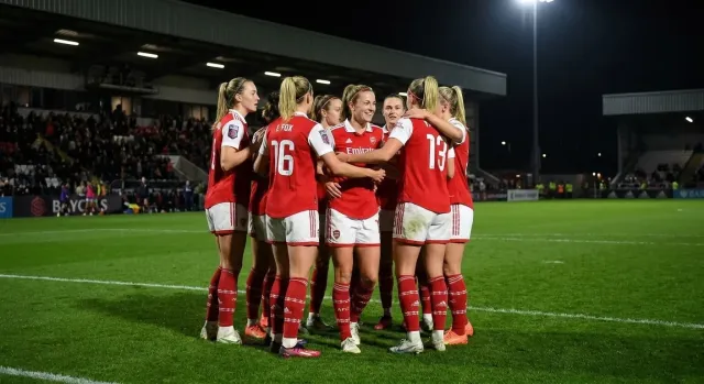 Emily Fox amplía su contrato con el Arsenal hasta 2028