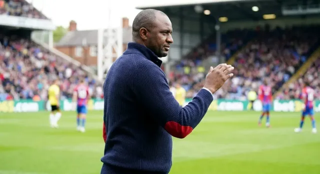 Vieira Takes Over a Senegal in Crisis
