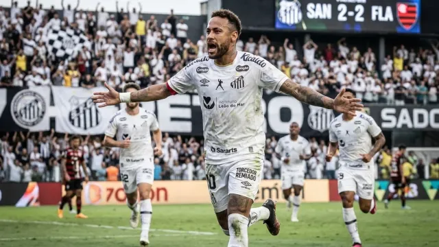Neymar rescues 2-2 draw for Santos against Flamengo