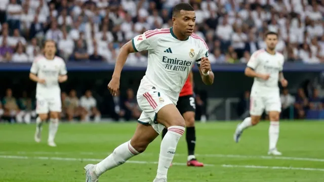 Mbappé y Haaland superan récords de Messi en Champions