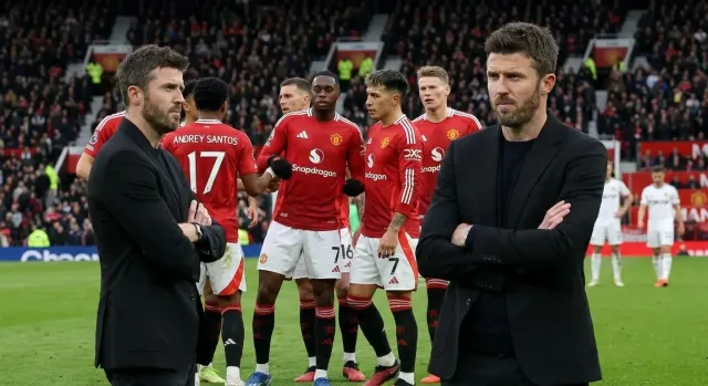 Carrick under pressure after United draw with Leeds