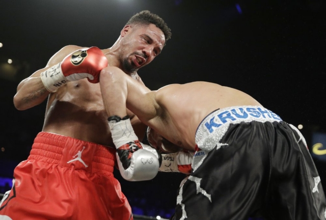 Ward celebra el triunfo; Kovalev prevé apelar