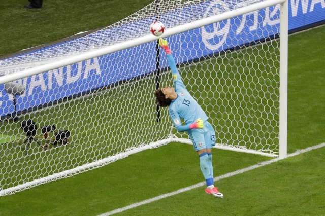 Ochoa responde a la confianza de Osorio en el arco mexicano