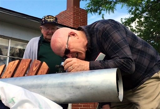 EEUU: Padre e hijo listos para eclipse tras faltar al del 79