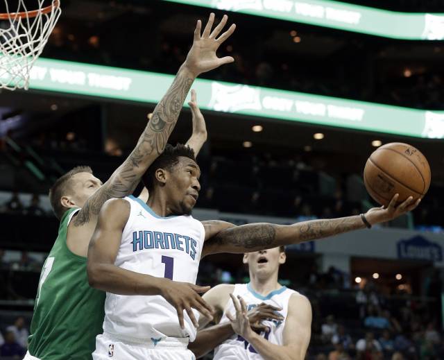 La NBA estrena cambios para acelerar la acción