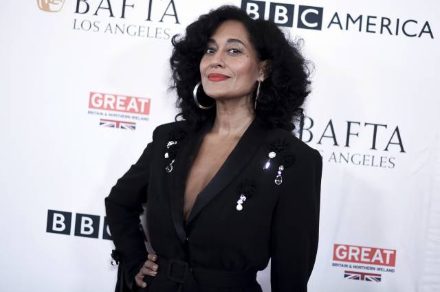 Tracee Ellis Ross es anfitriona de los American Music Awards