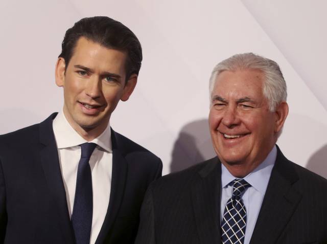 Tillerson: Rusia arma, forma y lucha con rebeldes en Ucrania