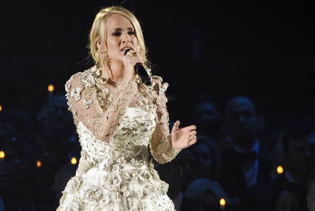 Carrie Underwood y Ludacris escriben canción para Super Bowl