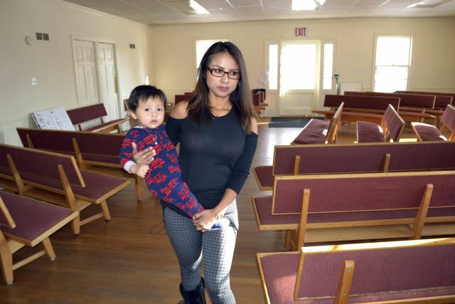 Colorado: Arrestan a esposo de peruana refugiada en iglesia