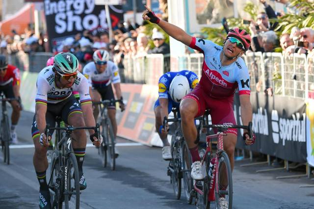 Kwiatkowski mantiene liderato en Tirreno-Adriático