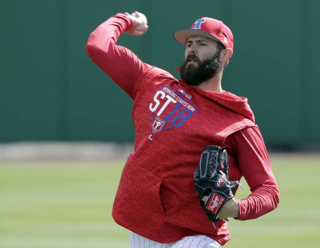 Jake Arrieta promete que Filis van a “pelear”