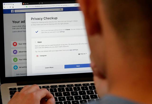 Facebook empieza a alertar usuarios afectados por privacidad