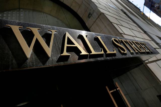 Wall Street cierra con resultados mixtos