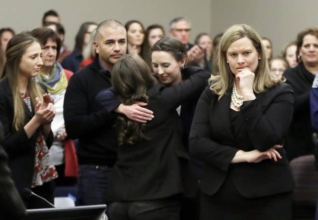 Michigan State pagará 500 millones a víctimas de Nassar