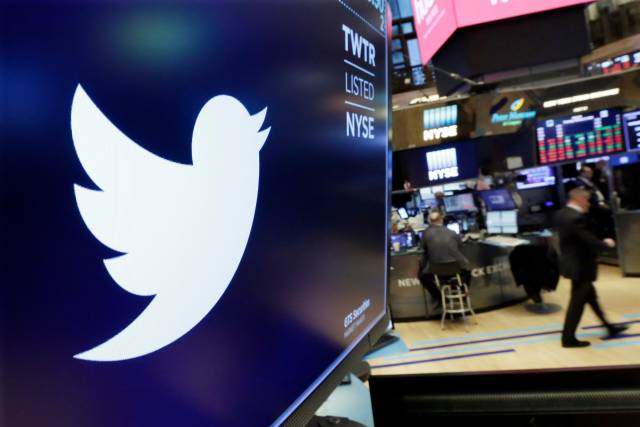Caen acciones de Twitter tras eliminación de cuentas falsas