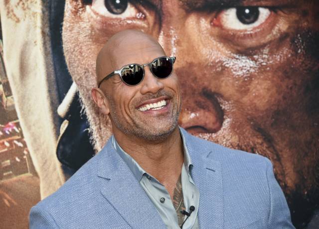 Dwayne Johnson busca honrar a amputados con “Skyscraper”