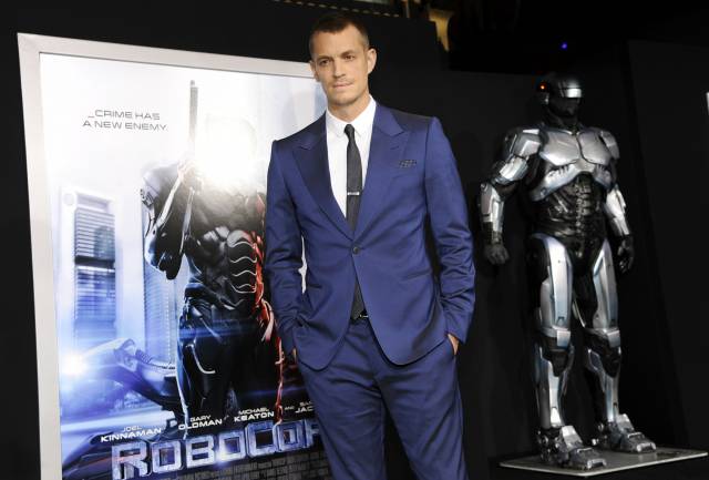 Neill Blomkamp dirigirá nueva película de “RoboCop”