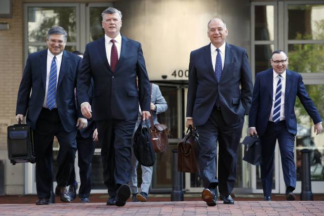 Fiscales finalizan su presentación en caso Manafort