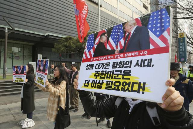 Kim sopesaría conversaciones con EEUU y moratoria nuclear