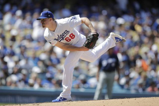Stripling ayuda a Dodgers a cortar racha de seis derrotas