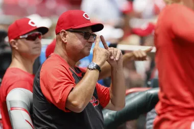Récords, Hitos y Esperanzas: Fin de la Primera Mitad para Reds, Marlins y Rangers