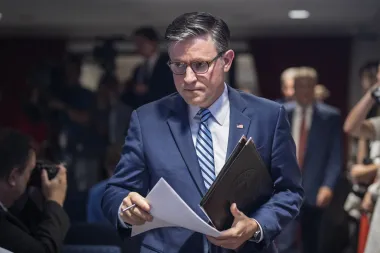 ¿Recortes o retrocesos? El nuevo rumbo del gasto público bajo Trump sacude a EE.UU.