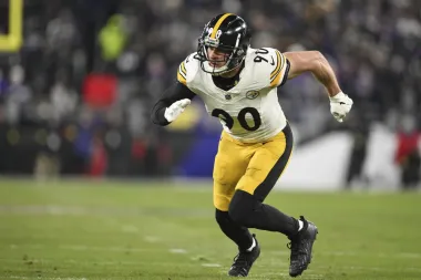 Los Titanes del Emparrillado: Myles Garrett y Los Reyes del Pass Rush en la NFL 2025