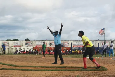 Kickball en Liberia: el juego de mujeres que está redefiniendo el deporte y la reconciliación nacional