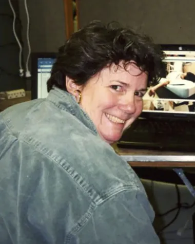 Jo Ann Steck: La Fotoperiodista que Capturó la Historia con la Fuerza de una Cámara y el Coraje de una Generación