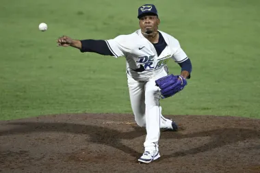 Remontadas, robos y batazos: Una noche emocionante en la MLB