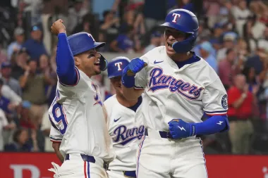 El Futuro Llega con Fuerza: Noche de Estrenos, Regresos y Emociones en Texas