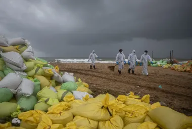 La tragedia del X-Press Pearl: el mayor desastre ecológico marino en la historia de Sri Lanka y su legado tóxico