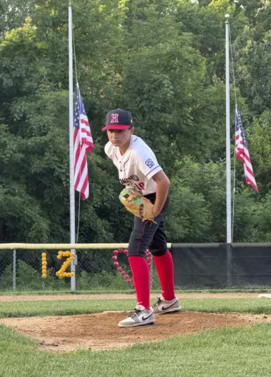 El bat flip más polémico del béisbol infantil: ¿justicia o exceso de autoridad?
