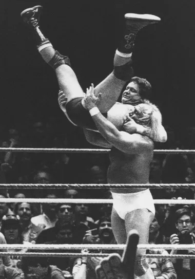 Hulk Hogan: El inmortal que transformó la lucha libre en espectáculo global