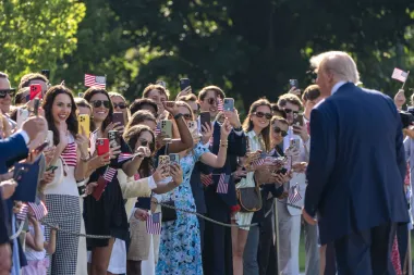 El oscuro legado de Epstein y la sombra que aún persigue a Donald Trump