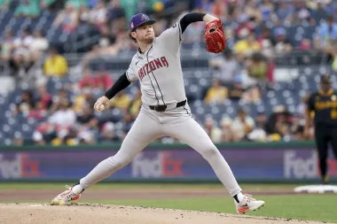 Duelo de Pitcheo en Pittsburgh: Los Diamondbacks Vencen 1-0 en Once Entradas