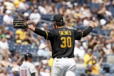 El dominio silencioso de Paul Skenes: ¿Estamos frente al próximo gran as del béisbol?
